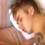 Country’s Pic of the Week: Don’t Wake the Biebs!